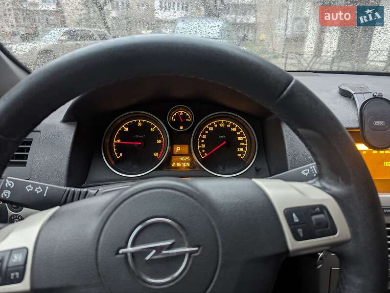 Універсал Opel Astra 2008 в Івано-Франківську