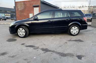 Універсал Opel Astra 2006 в Харкові