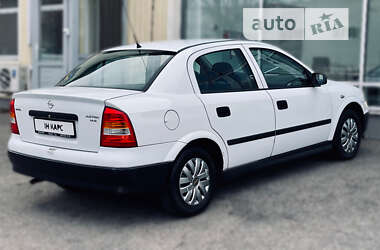 Седан Opel Astra 1999 в Одесі
