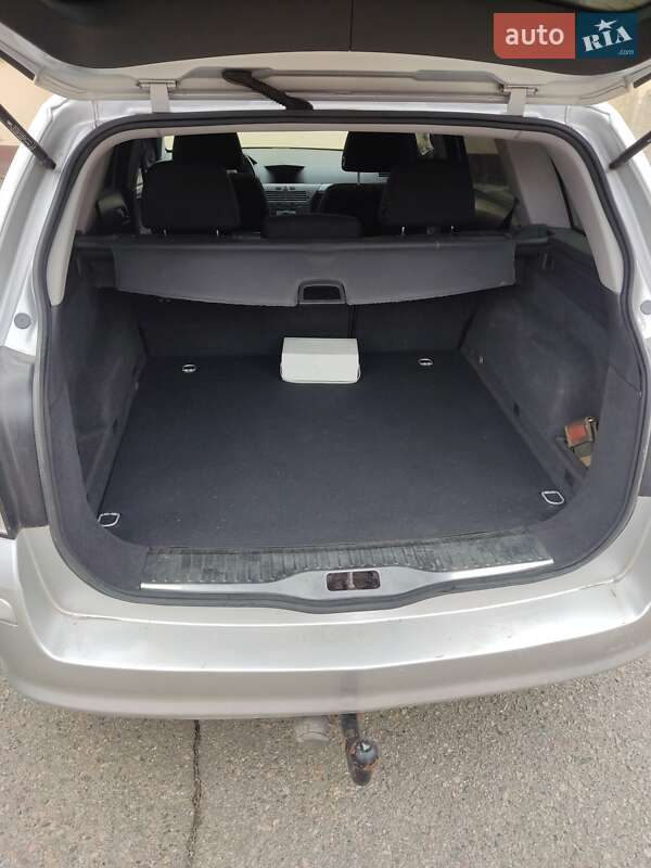 Універсал Opel Astra 2006 в Тетієві