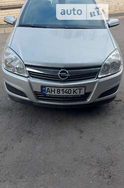 Універсал Opel Astra 2007 в Дніпрі