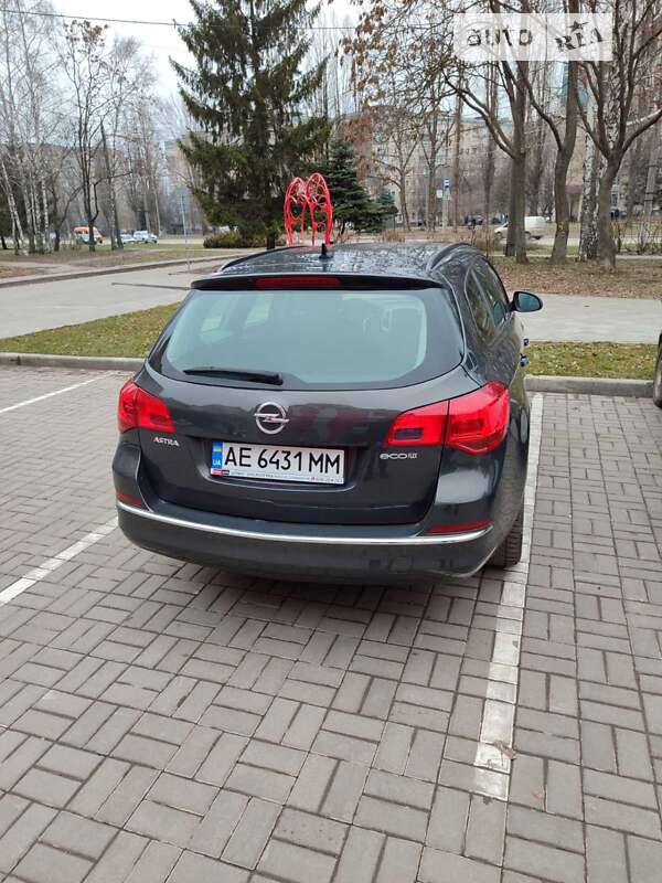 Opel Astra 2014