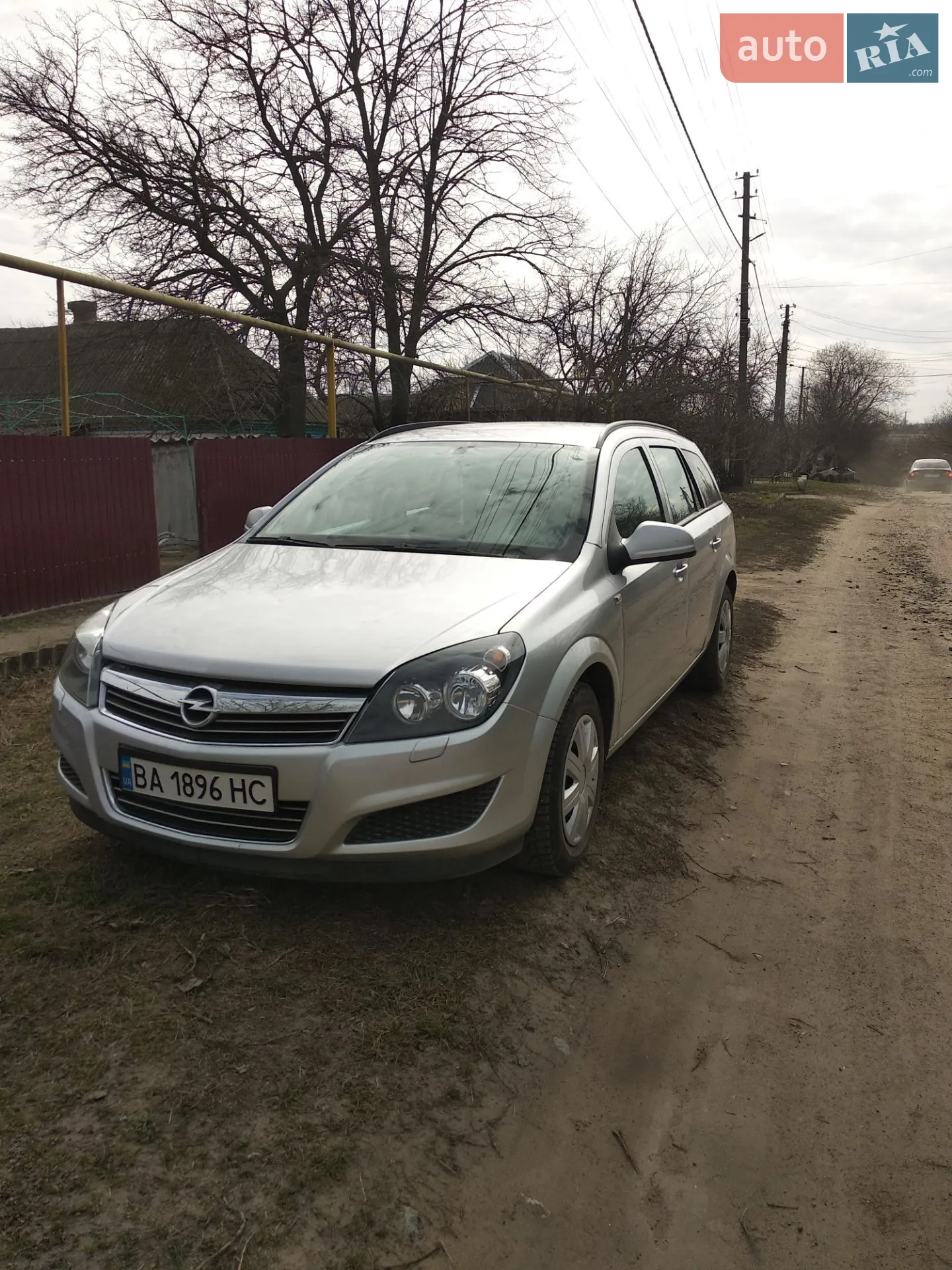 2011 Opel Astra - фото 1