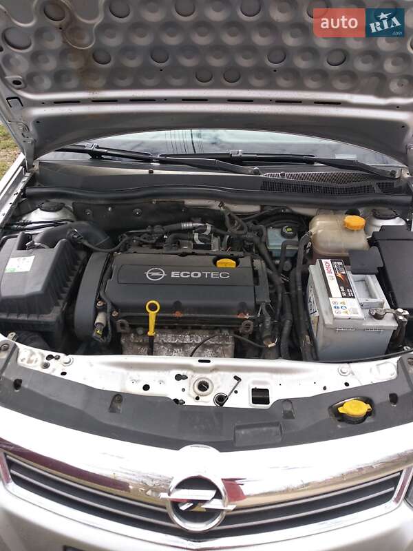 Универсал Opel Astra 2011 в Александрие фото 9 Универсал Opel Astra 2011 в Александрие