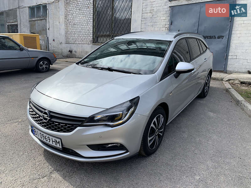 Універсал Opel Astra 2016 в Кременчуці