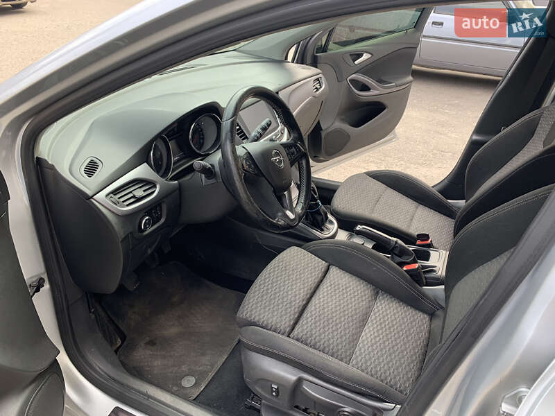 Універсал Opel Astra 2016 в Кременчуці