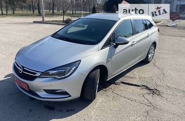 Универсал Opel Astra 2017 в Запорожье