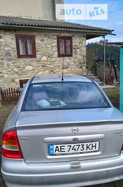 Седан Opel Astra 2003 в Ивано-Франковске