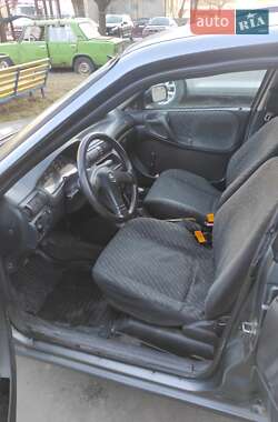 Седан Opel Astra 1995 в Харкові