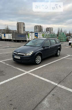 Універсал Opel Astra 2006 в Черкасах