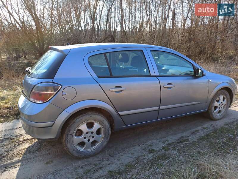 Хэтчбек Opel Astra 2008 в Хмельницком