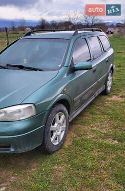 Универсал Opel Astra 1998 в Рахове