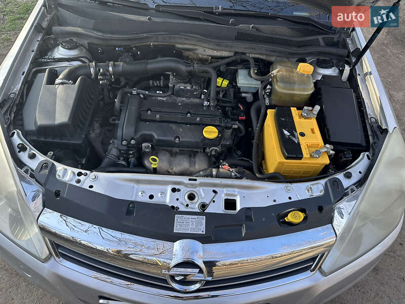 Хэтчбек Opel Astra 2008 в Одессе фото 20 Хэтчбек Opel Astra 2008 в Одессе