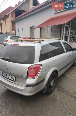 Универсал Opel Astra 2006 в Ужгороде