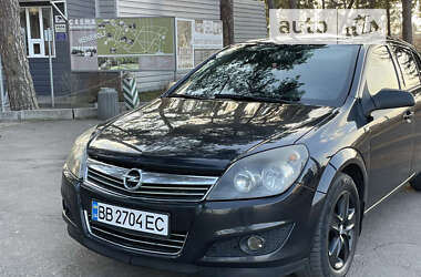 Хэтчбек Opel Astra 2013 в Виннице