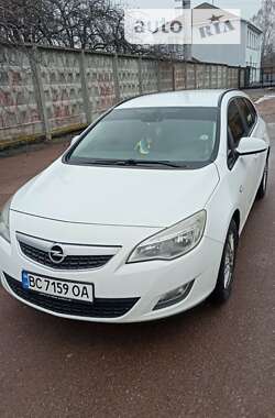 Универсал Opel Astra 2011 в Борисполе