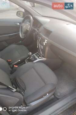 Универсал Opel Astra 2005 в 
