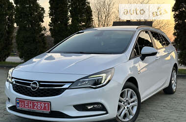 Універсал Opel Astra 2016 в Дубні