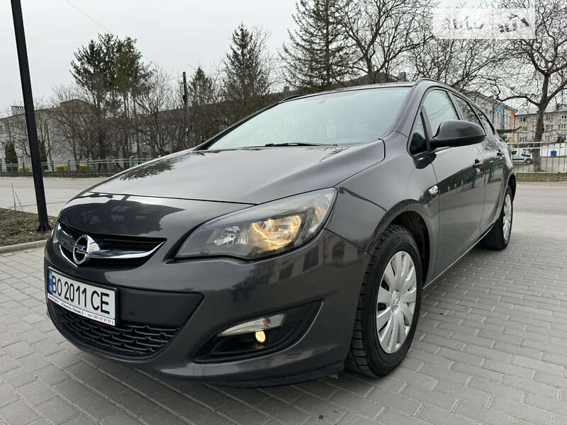 Універсал Opel Astra 2016 в Кременці