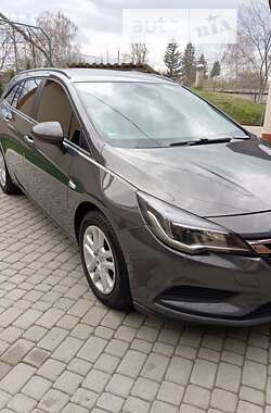 Универсал Opel Astra 2016 в Снятине