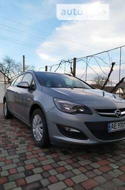 Універсал Opel Astra 2014 в Новомосковську