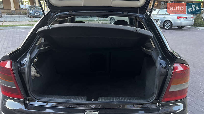 Хетчбек Opel Astra 2003 в Києві