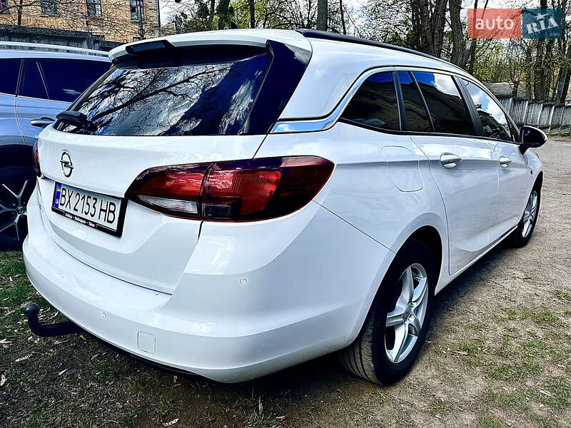 Універсал Opel Astra 2018 в Вінниці