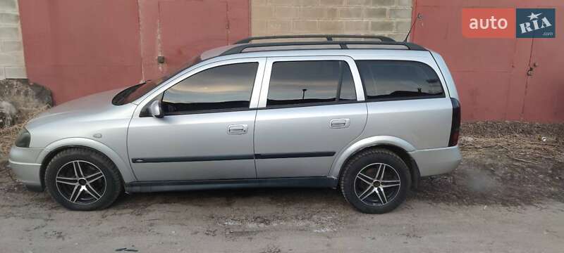 Универсал Opel Astra 2002 в Харькове
