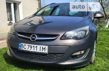 Універсал Opel Astra 2013 в Новому Розділі