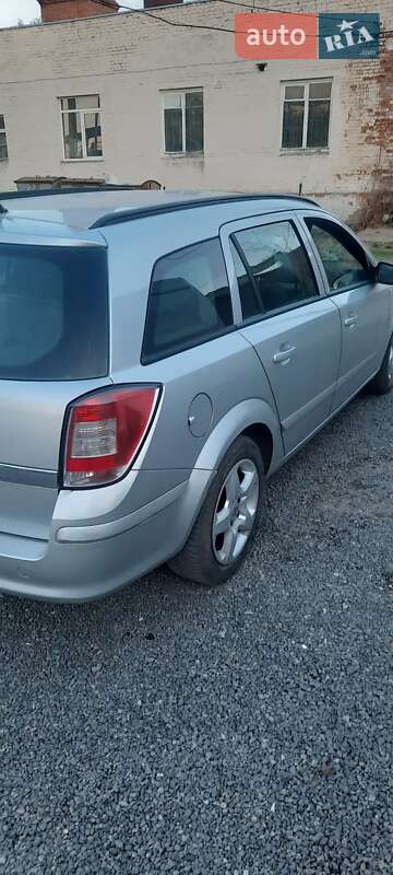 Універсал Opel Astra 2008 в Вінниці