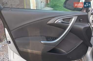 Универсал Opel Astra 2014 в Коломые