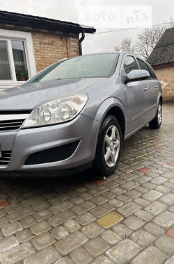 Универсал Opel Astra 2008 в Луцке