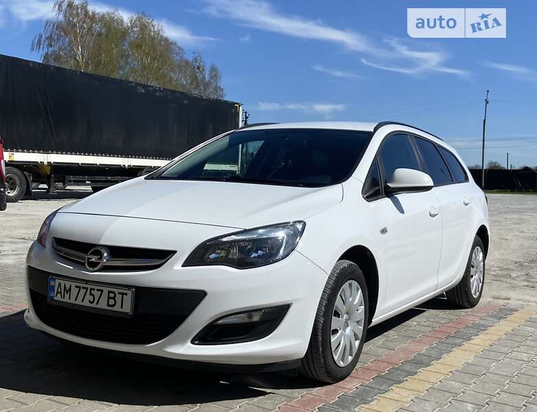 Универсал Opel Astra 2015 в Звягеле