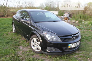 Купе Opel Astra 2008 в Києві
