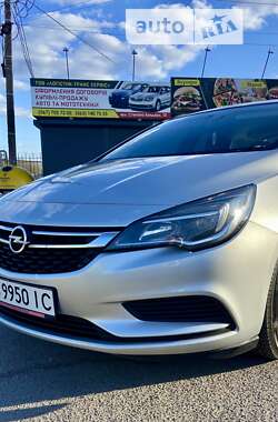 Универсал Opel Astra 2016 в Умани