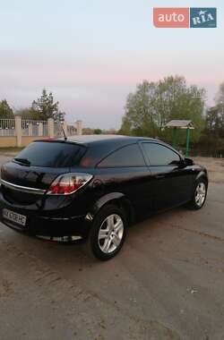 Хэтчбек Opel Astra 2008 в 