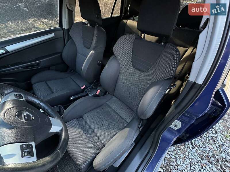 Универсал Opel Astra 2007 в Львове
