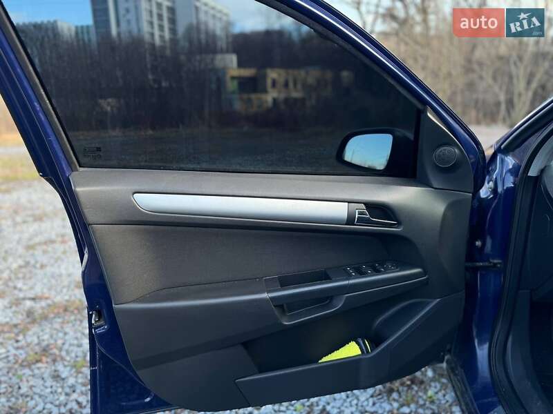 Универсал Opel Astra 2007 в Львове
