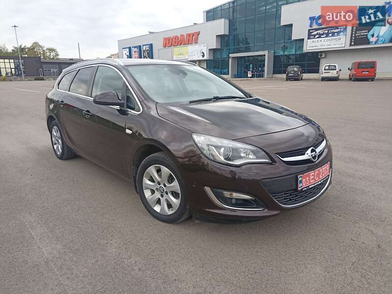 Универсал Opel Astra 2014 в Ковеле