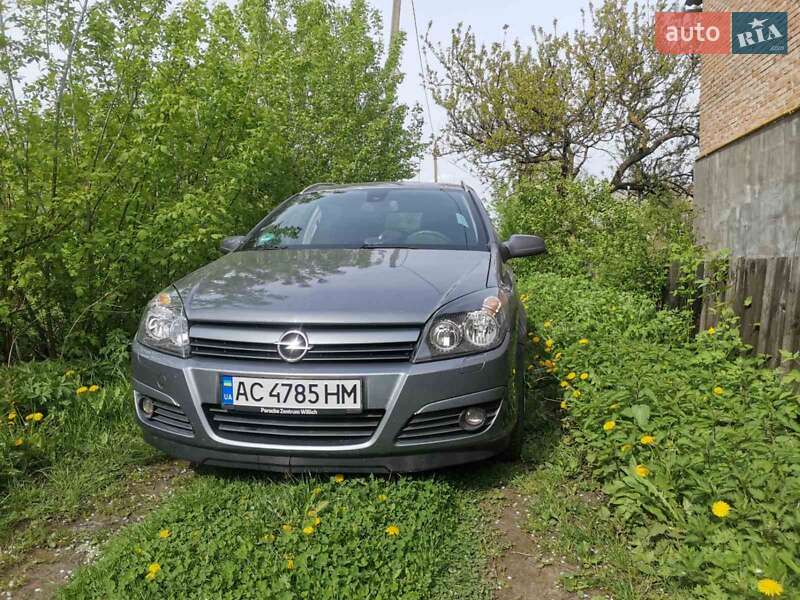 Универсал Opel Astra 2004 в Луцке