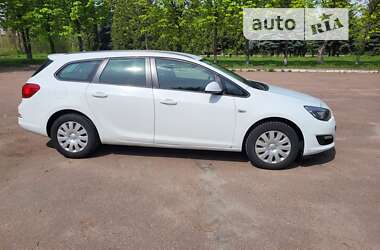 Универсал Opel Astra 2014 в Житомире