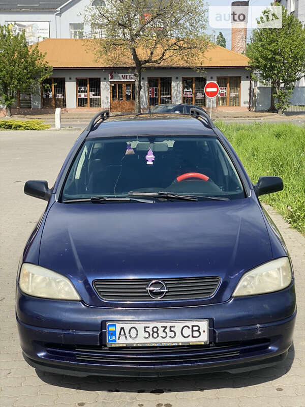 Универсал Opel Astra 1998 в Мукачево