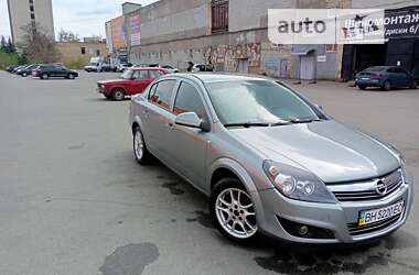 Седан Opel Astra 2011 в Киеве