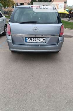 Универсал Opel Astra 2008 в Чернигове