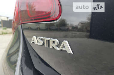 Хэтчбек Opel Astra 2010 в Луцке