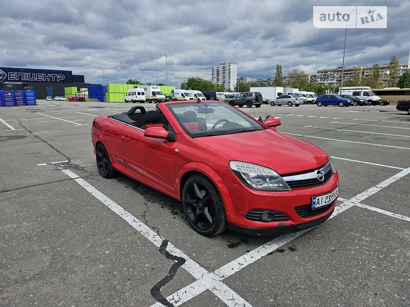 Кабриолет Opel Astra 2008 в Киеве