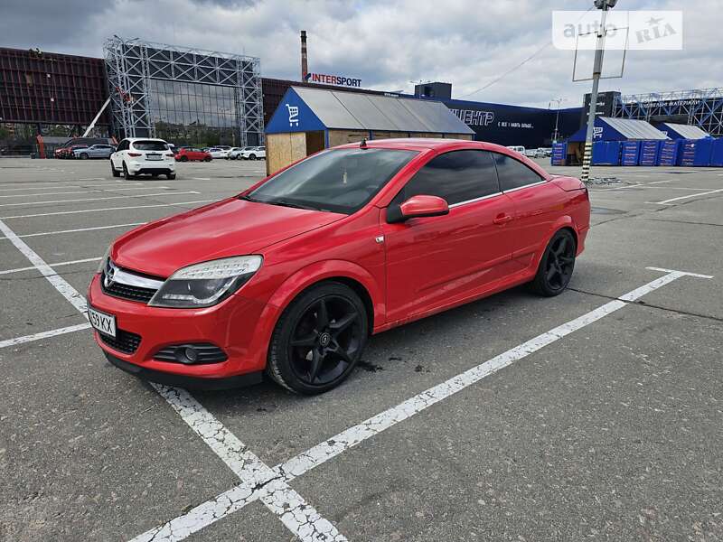 Кабриолет Opel Astra 2008 в Киеве