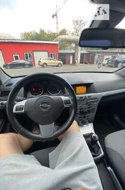 Универсал Opel Astra 2009 в Киеве