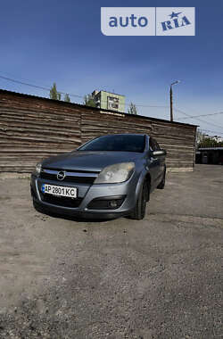 Хэтчбек Opel Astra 2006 в Запорожье