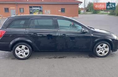 Универсал Opel Astra 2006 в 